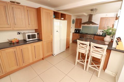 9 Kestrel Close, Chipping Sodbury, Bristol, BS37 6XE