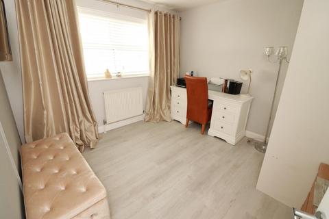 9 Kestrel Close, Chipping Sodbury, Bristol, BS37 6XE