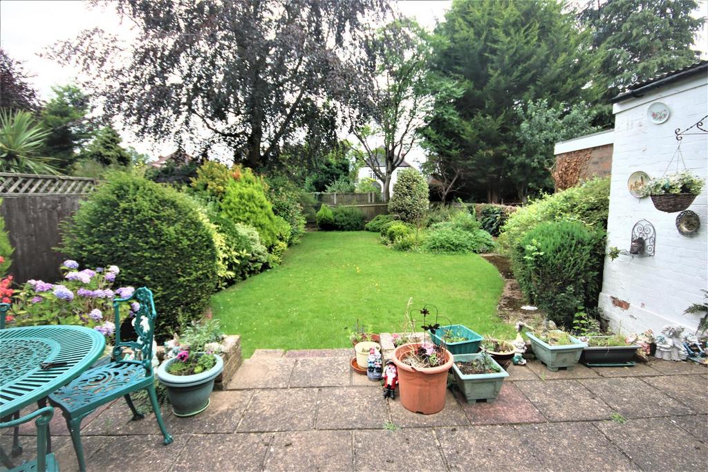 Landscaped rear garden: