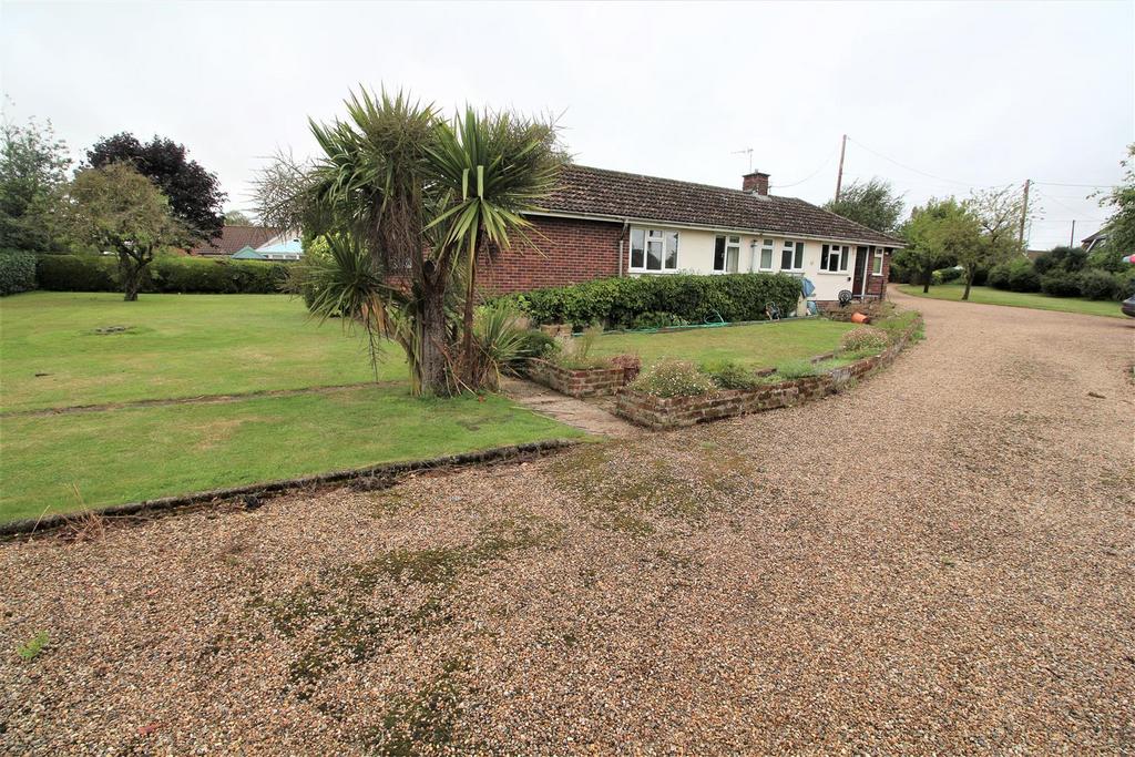Framlingham 3 bed detached bungalow to rent £1,200 pcm (£277 pw)