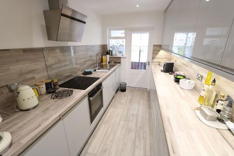 14 Grays End Close, Grays, RM17 5QR