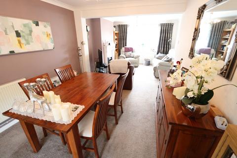 14 Grays End Close, Grays, RM17 5QR