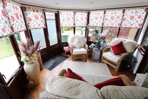 14 Grays End Close, Grays, RM17 5QR