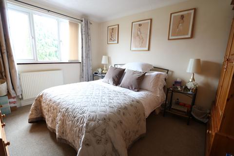 14 Grays End Close, Grays, RM17 5QR