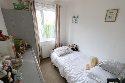 14 Grays End Close, Grays, RM17 5QR