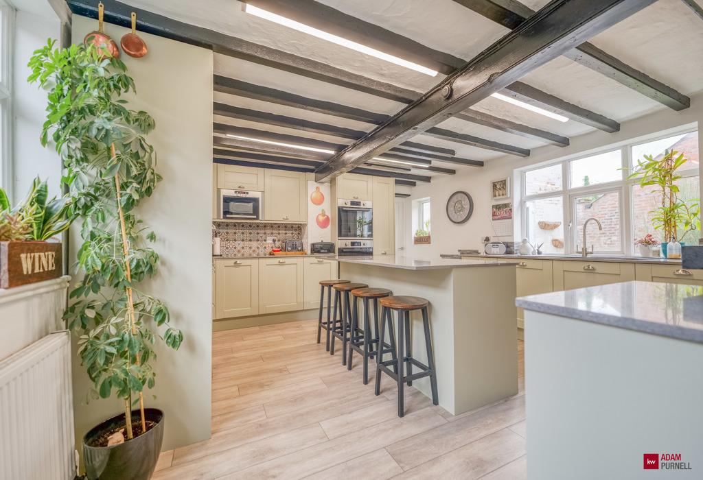 The Green, Croft, Leicestershire 5 bed detached house for sale £600,000