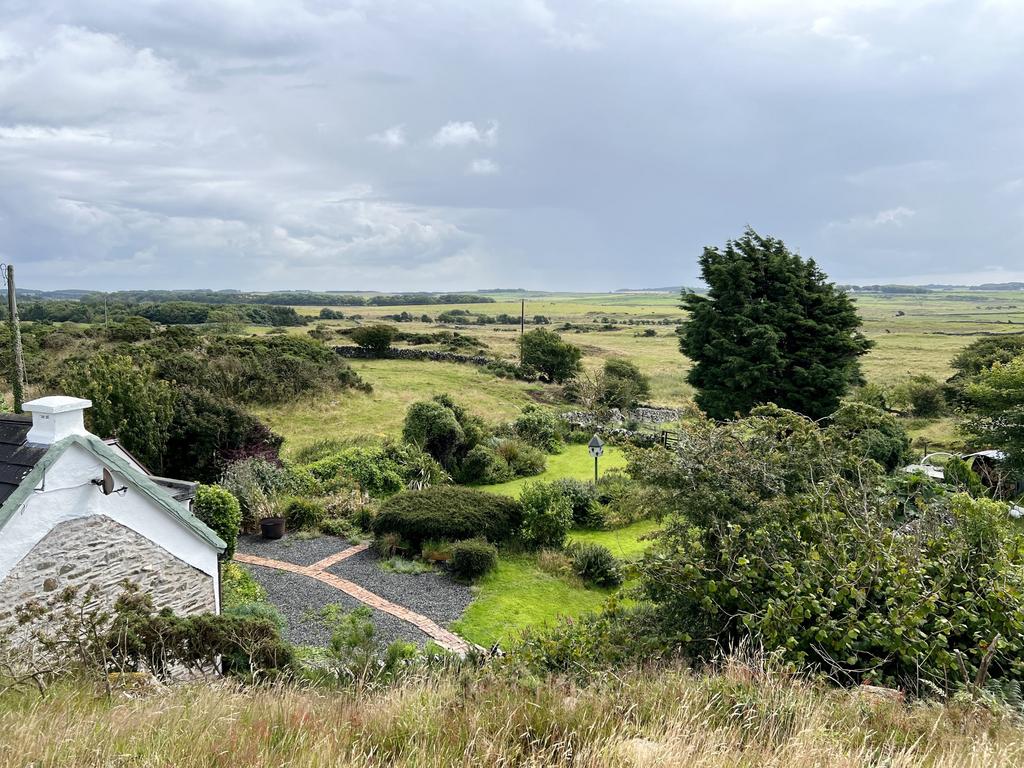 Low Barmeal Cottage, Monreith   Williamson and Hen