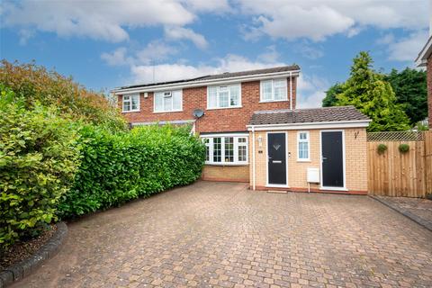 3 The Celandines, Wombourne, Wolverhampton, WV5 8HZ