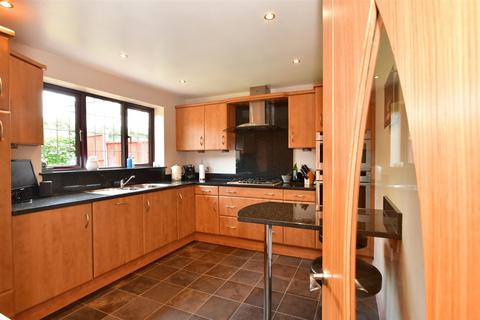 4 bedroom detached house for sale, Sweet Briar Drive, Steeple View, Basildon, Essex