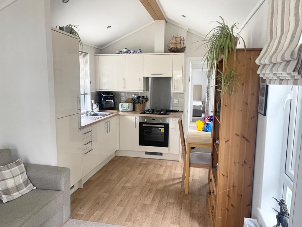 Church Farm Close, Dibden, Southampton, Hampshire, SO45 2 bed mobile