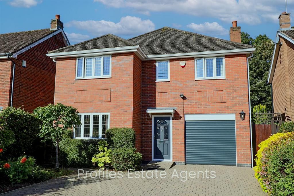 Welbeck Avenue, Burbage, Hinckley 4 bed detached house for sale £450,000