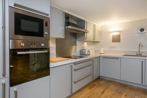 8b High Street, Penicuik, EH26 8HW