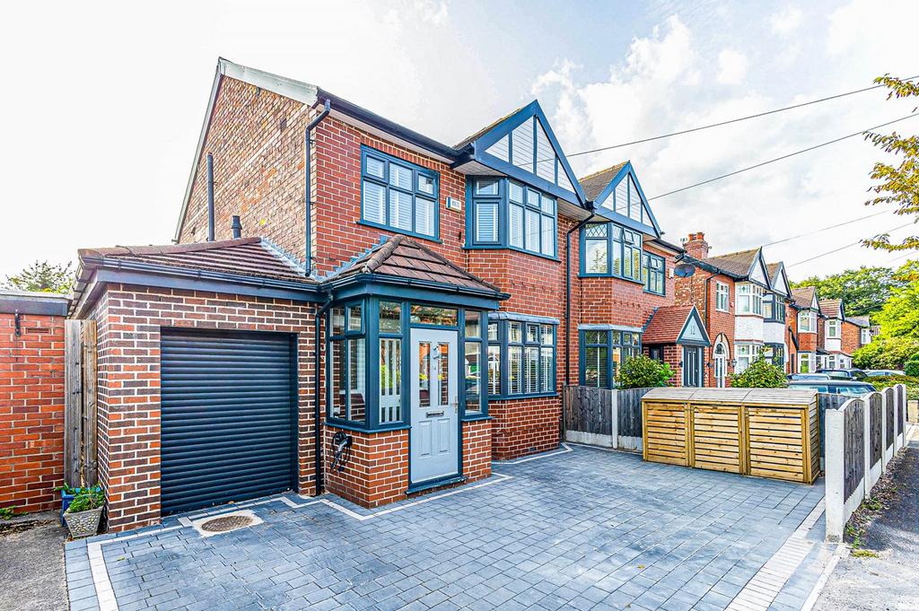 Marlborough Road, Flixton, Manchester, M41 3 bed semidetached house