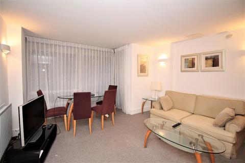 2 bedroom apartment to rent, Turner House