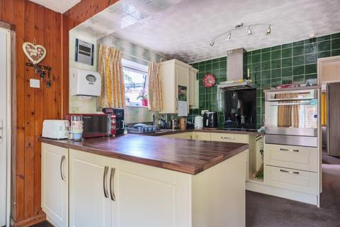 2 bedroom detached bungalow for sale, Fleet,  Hampshire,  GU52