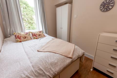 Flat F, 48 Ashvale Place, Aberdeen, AB10 6QA