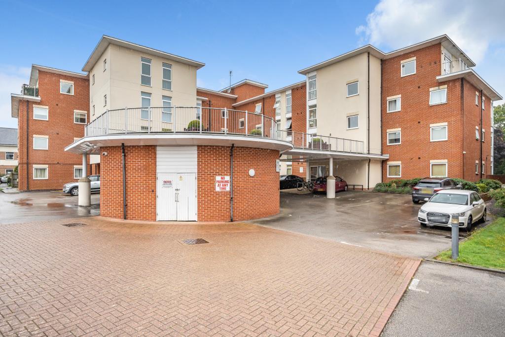 Kerr Place, Aylesbury, HP21 1 bed apartment £1,000 pcm (£231 pw)