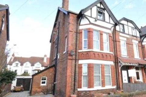 2 bedroom apartment to rent, Dunraven Road, West Kirby, Wirral, Merseyside, CH48