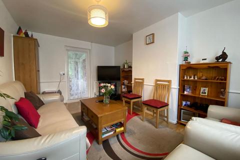 5 Brookfield Road, Northampton, NN2 7LT