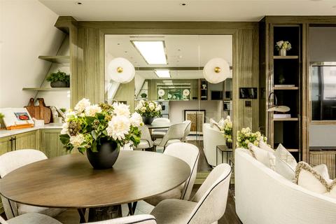 3 bedroom apartment to rent, Prince Of Wales Terrace, Kensington, W8