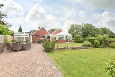 3 bedroom detached bungalow for sale - Canterbury Road, Sarre, CT7