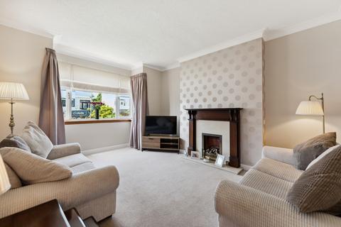 2 Lomondside Avenue, Clarkston, Glasgow, G76 7UL