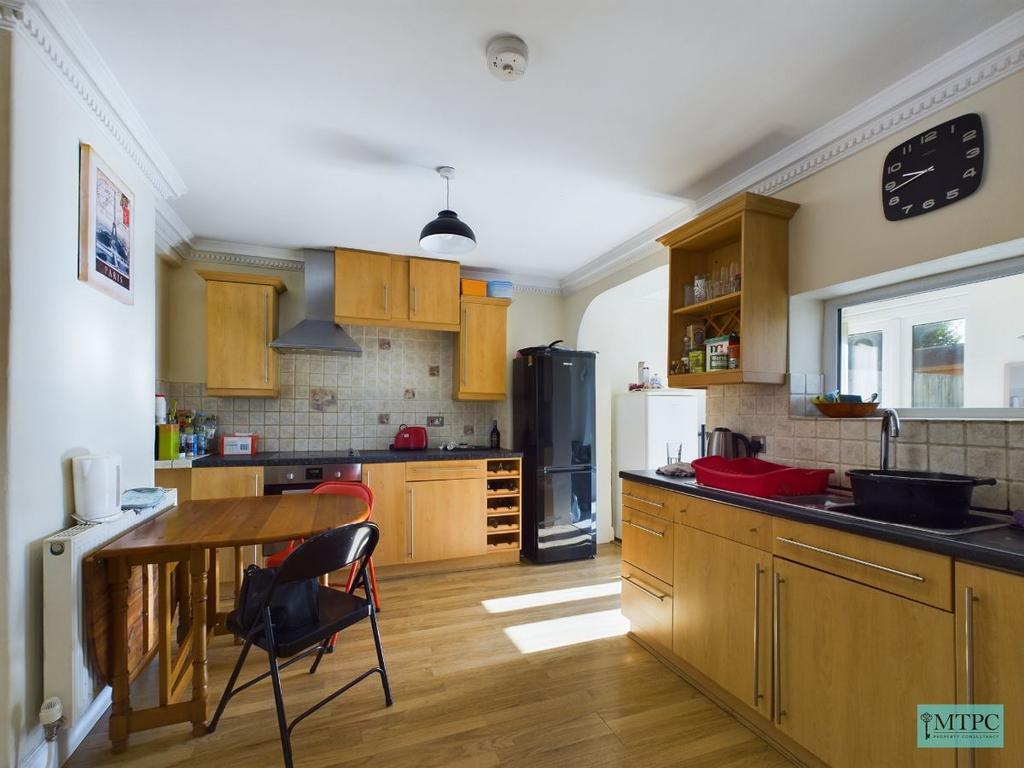 Room 4, Crombie Avenue, York 1 bed in a house share to rent £700 pcm (£162 pw)