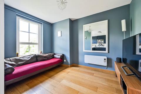 1 bedroom flat for sale - Wilmot Street, Bethnal Green, London, E2