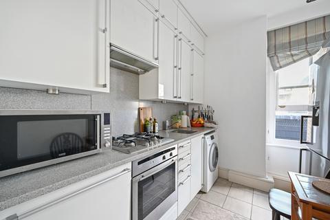 2 bedroom flat to rent, Northumberland Mansions, Luxborough Street, London W1