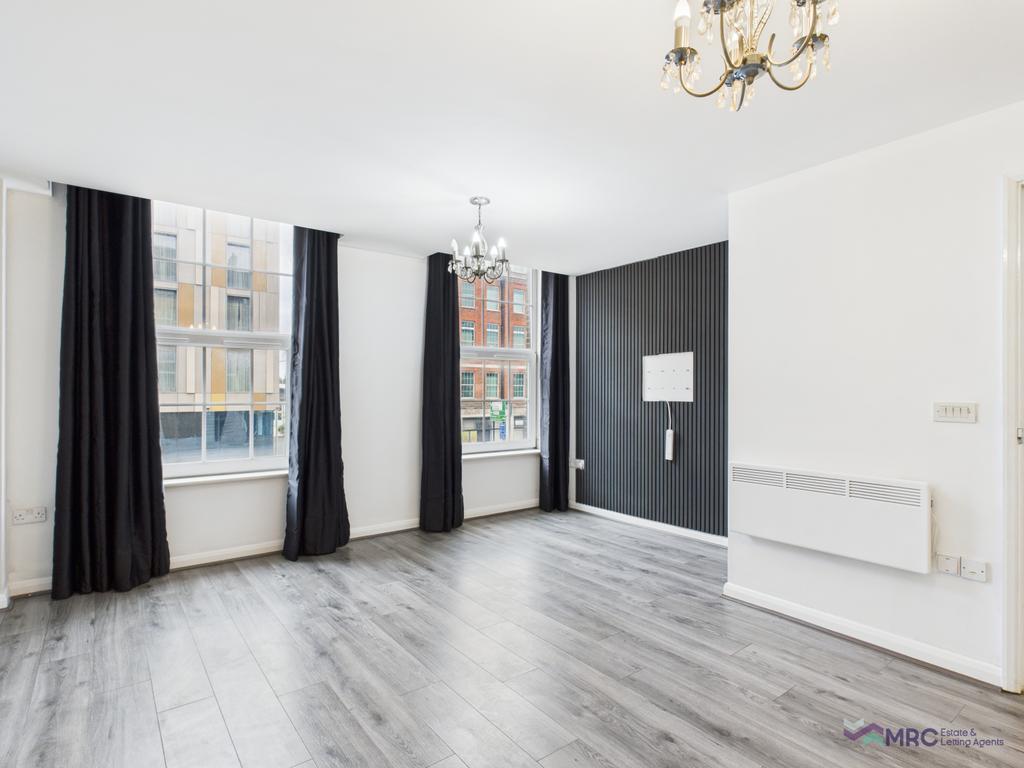 Stylish 2-Bedroom Contemporary Apartment in the H
