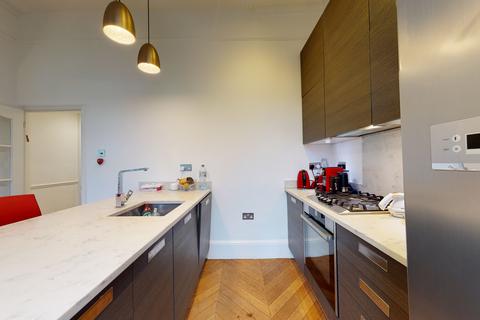 2 bedroom flat to rent, Fordwych Road, London NW2