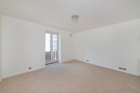 2 bedroom flat for sale, Millbrooke Court, Keswick Road, Putney, SW15