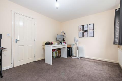 39 Saddlecote Close, Manchester, M8 5QE