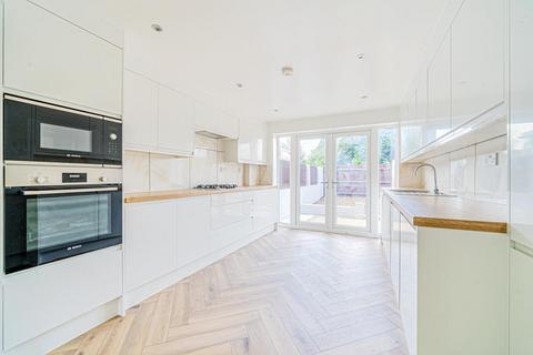 4 bedroom semi-detached house for sale - Southcote - traffic free location,  Close to Prospect Park,  RG30