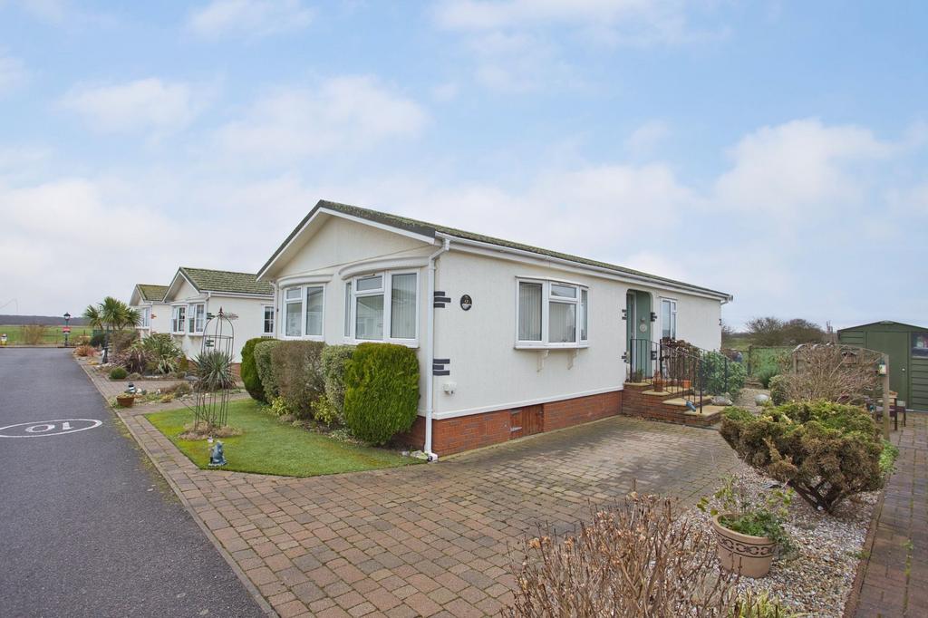 Golf Road, Deal, CT14 2 bed park home for sale £195,000