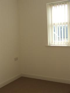 2 bedroom house to rent, 33 Marlington Drive Huddersfield