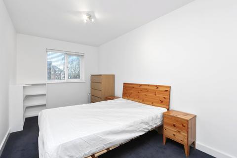 2 bedroom apartment for sale, Heritage Avenue, Beaufort Park