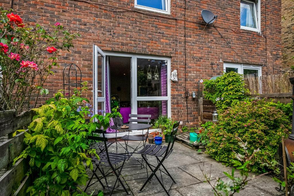 Corinne Road, Tufnell Park 2 bed terraced house for sale £700,000