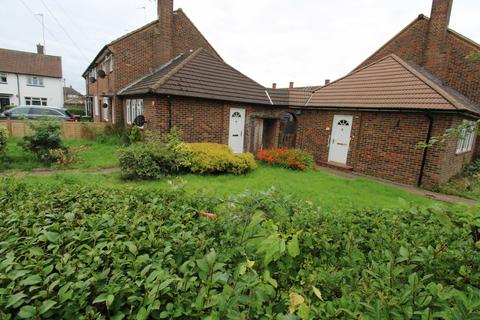 1 bedroom bungalow to rent, Borehamwood, WD6