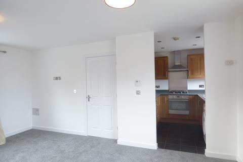 2 bedroom flat to rent, Little Highwood Way, Brentwood, CM14