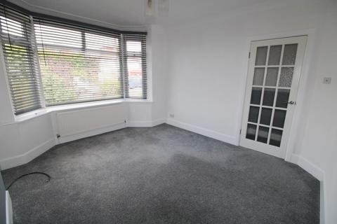 1 bedroom ground floor flat to rent, Alder Road, Poole BH12