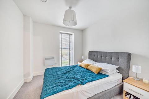 2 bedroom flat for sale, Graven Hill,  Bicester,  Oxfordshire,  OX25