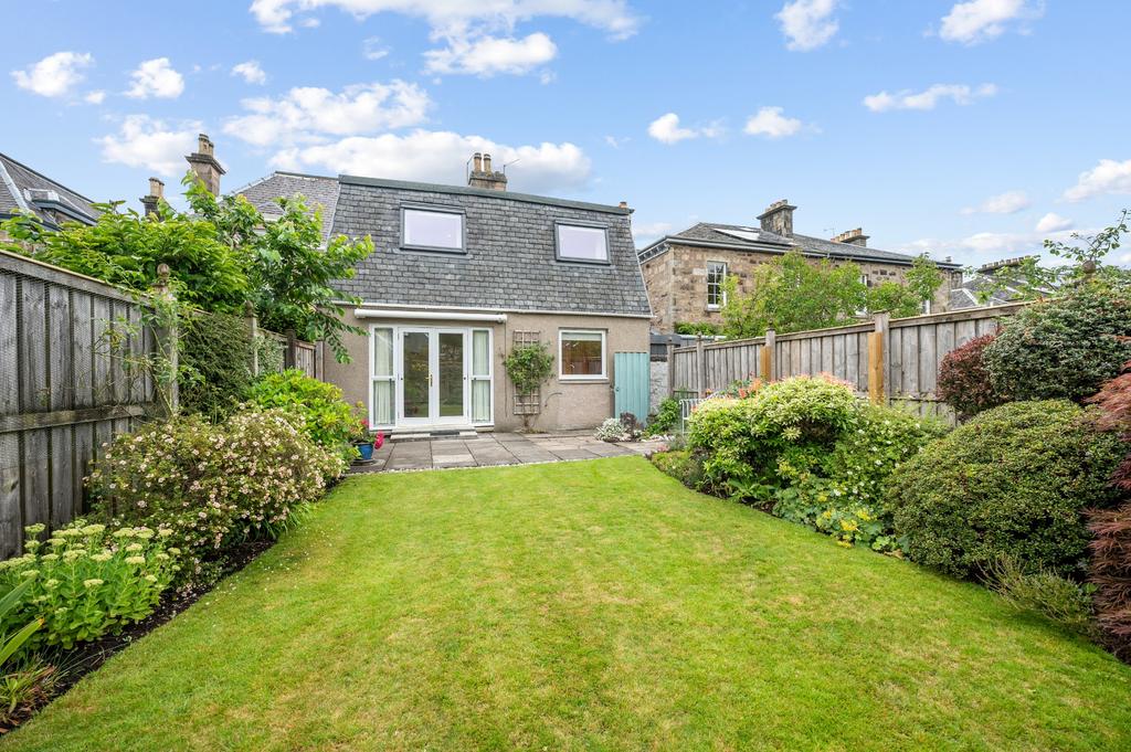 Abercromby Place, Kings Park, Stirling, Stirlingshire, FK8 2QP 2 bed
