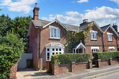 3 bedroom semi-detached house for sale, Orchard Road, Stevenage, Hertfordshire, SG1