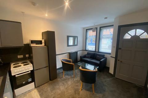 1 bedroom flat to rent, Angle Park Terrace, Ardmillan, Edinburgh, EH11