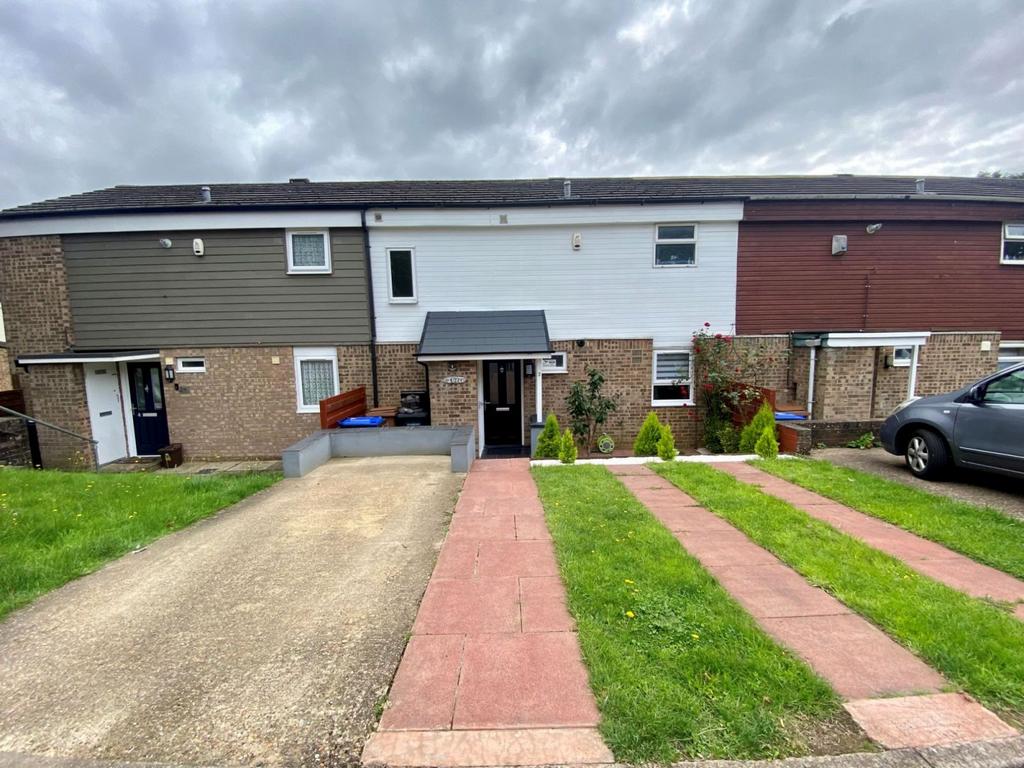 Flaxlands Court, Lings, Northampton NN3 8LX 3 bed terraced house for