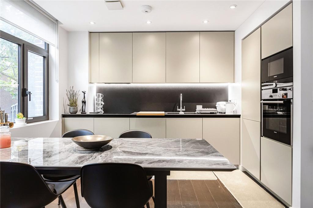 Apartment in London - View 2