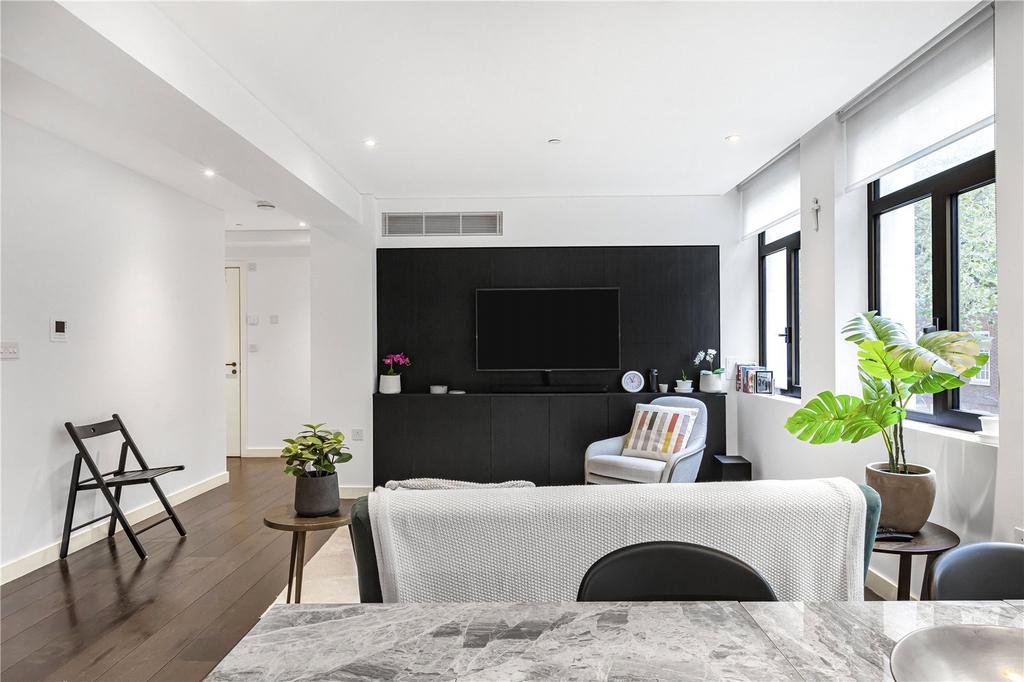 Apartment in London - View 5