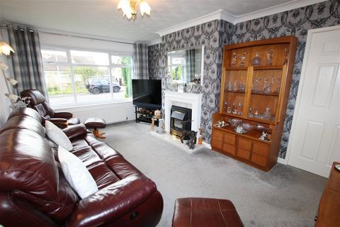 3 bedroom detached bungalow for sale, Holly Grove, Brierley, Barnsley, S72 9EL