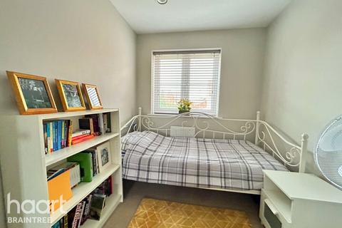 6 Hawthorn Way, Black Notley, Braintree, CM77 8FX